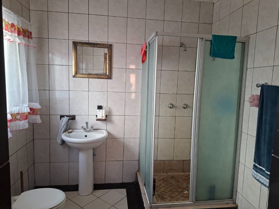 3 Bedroom Property for Sale in Levallia Western Cape